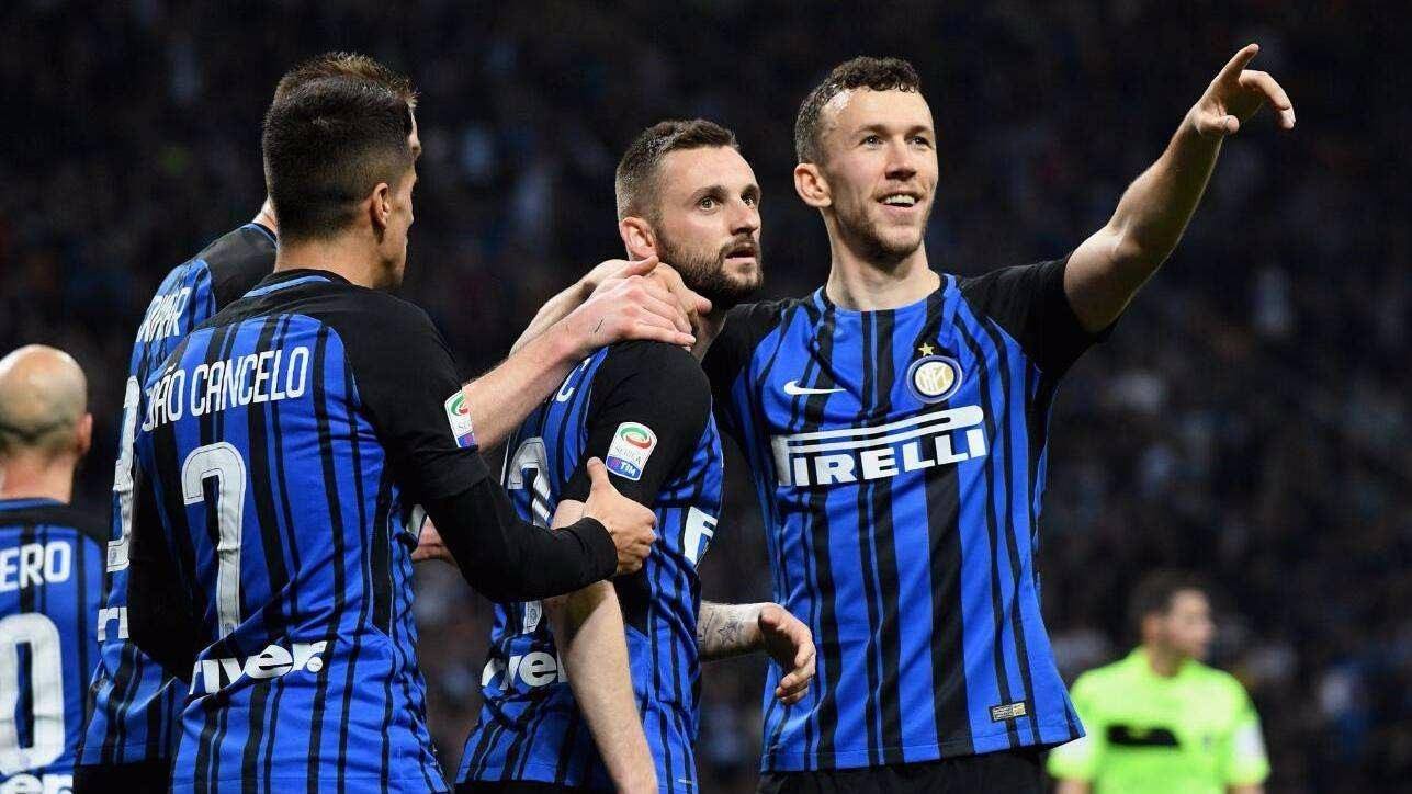 話語權與更 話語權與更